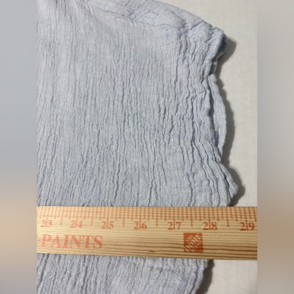 Tahari Soft Blue Crinkle Linen Oversized Cap Sleeve Button Down Top. Round Neck - Picture 7 of 11